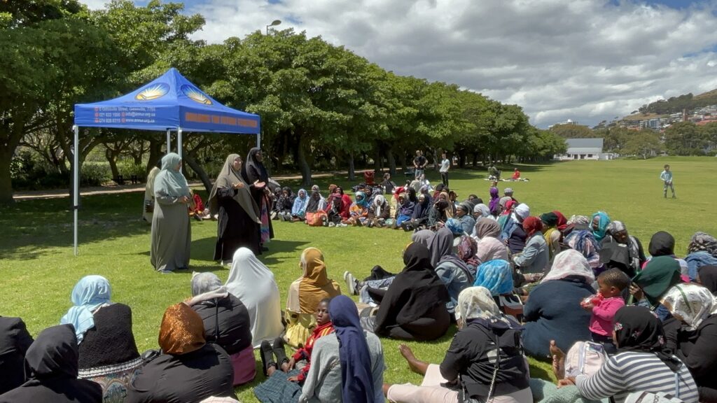 At Annur Centre, fostering a sense of community, spiritual growth, and sisterhood is central to our mission. Recently, Annur organised a special outing for new Muslim ladies from the communities of Gugulethu and Crossroads. The event offered a unique opportunity for participants to connect, learn, and strengthen their understanding of Islam in a supportive and welcoming environment.